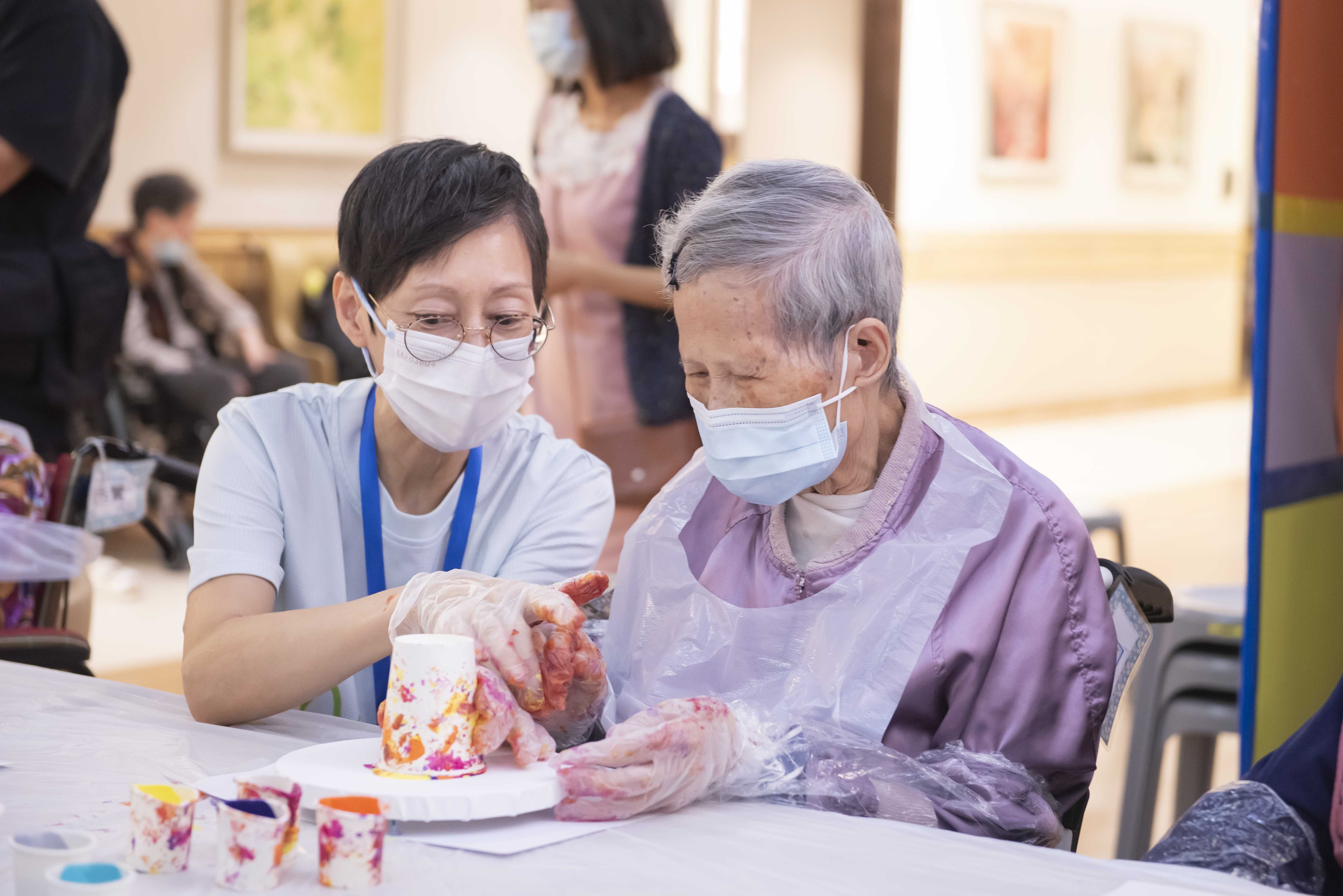 社區及義工服務 - 流體畫