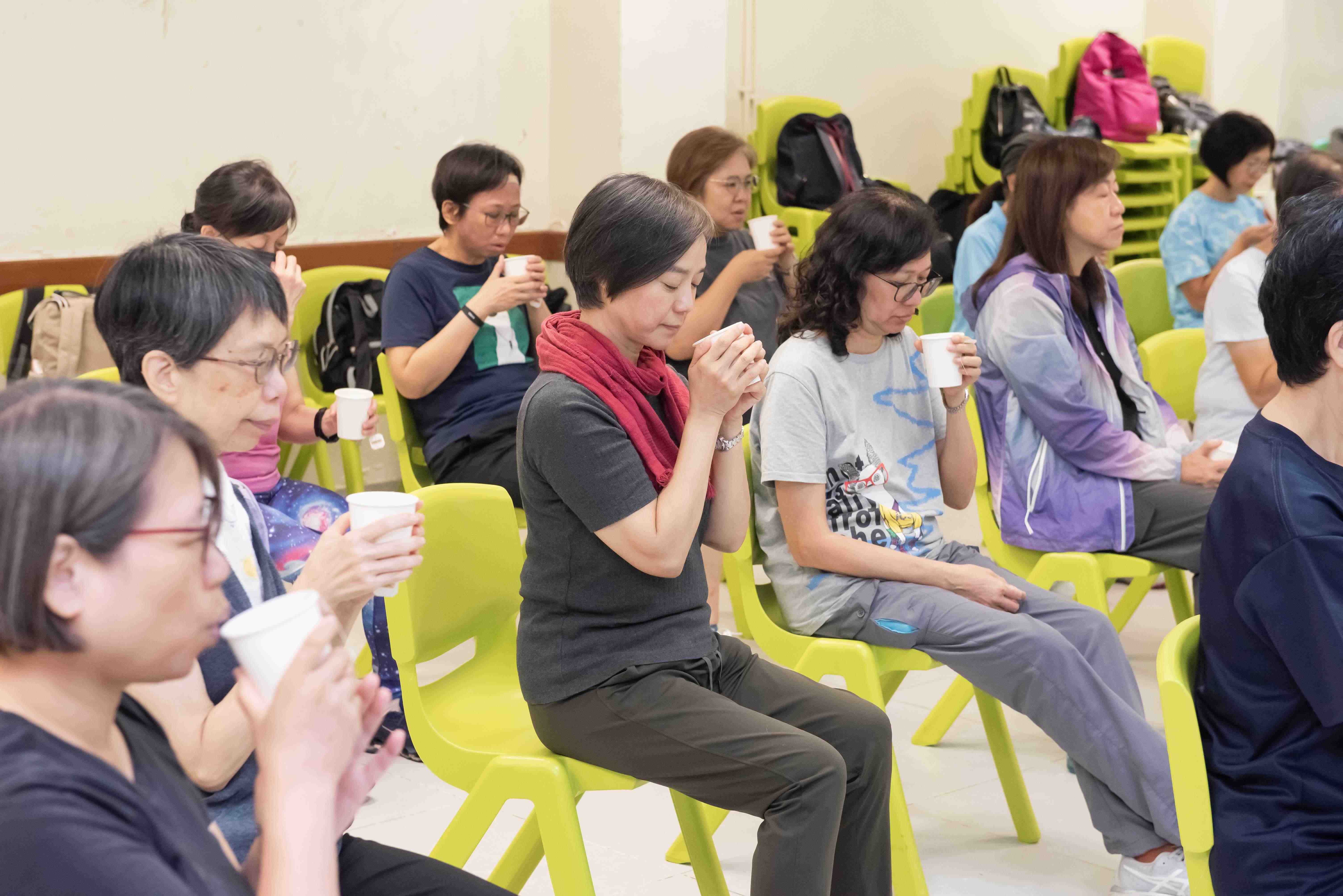 靜觀星期五Mindful Friday - 靜觀飲食